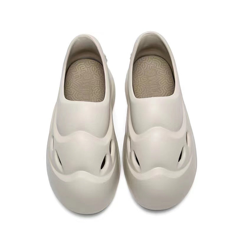 Rhime Alien Proto 1 Foam Runner in Cream