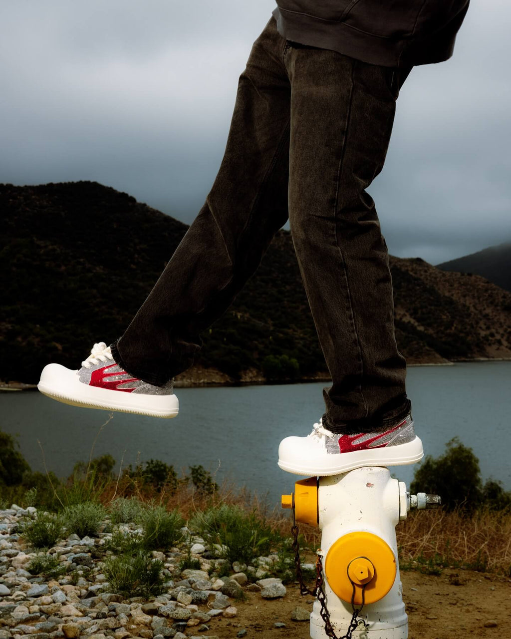 AstroPod — APORRO “Crystal Shell” Limited Edition