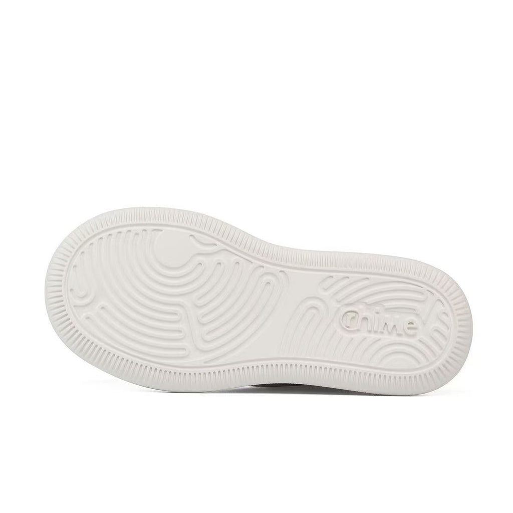 Bottom of the AstroPod 3M Reflective sneaker, showing the off-white sole with circular grooves.